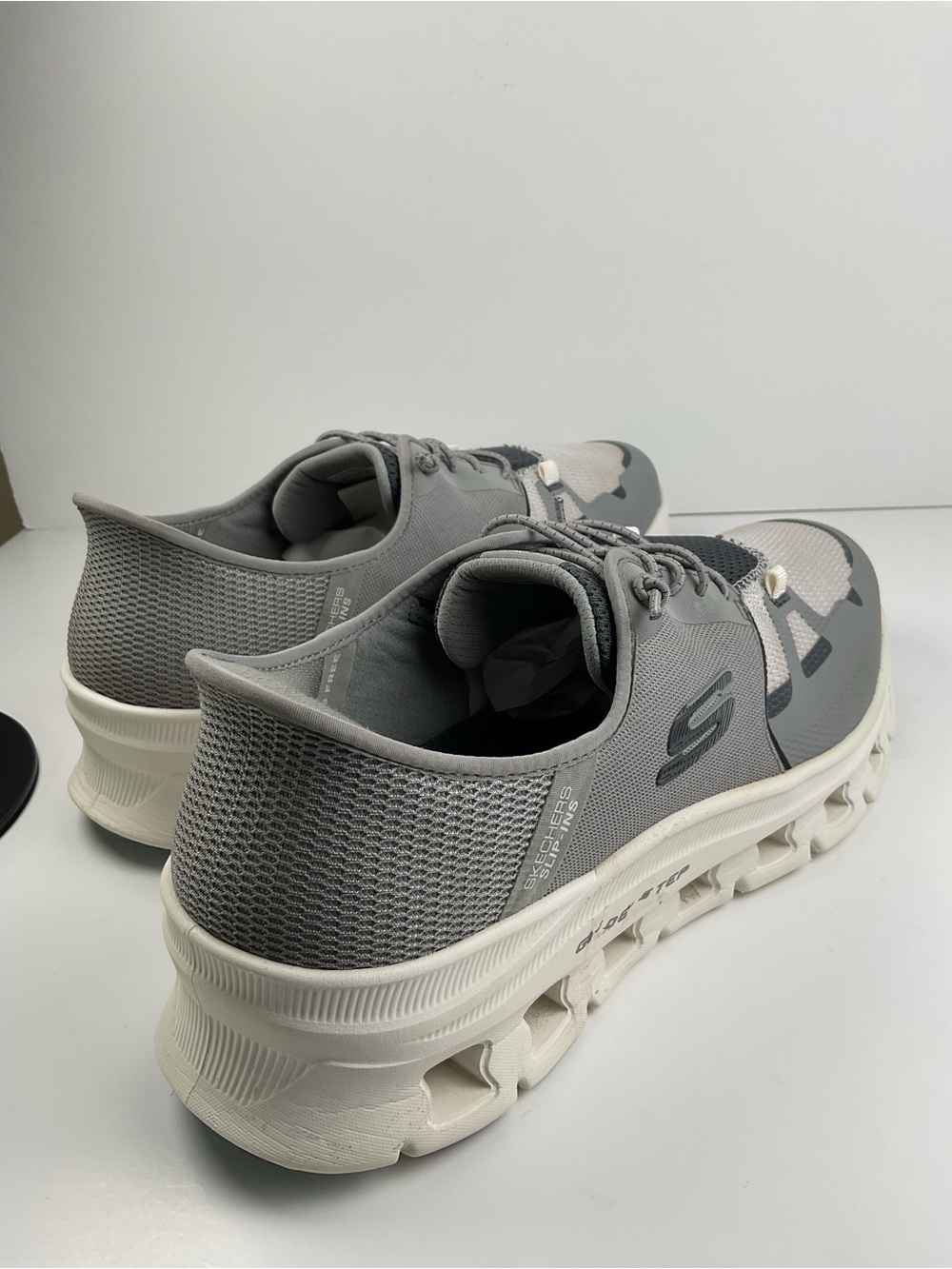 Skechers Slip-Ins Men’s Size 10.5 Gray Hands Free Comfort Walking Shoes - Picture 6 of 11